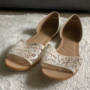 ☀️White Lace Sandals☀️